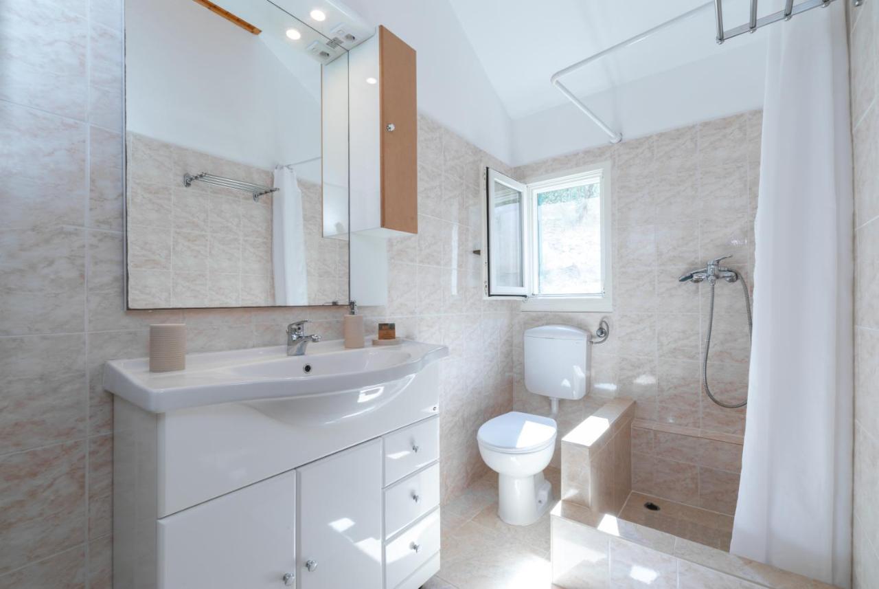 Holiday Home Liberan Vela Luka Ngoại thất bức ảnh